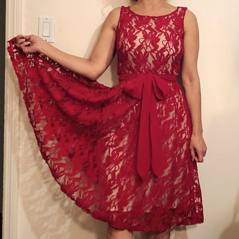 Danny and Nicole red lace dress - Picture 3 of 9